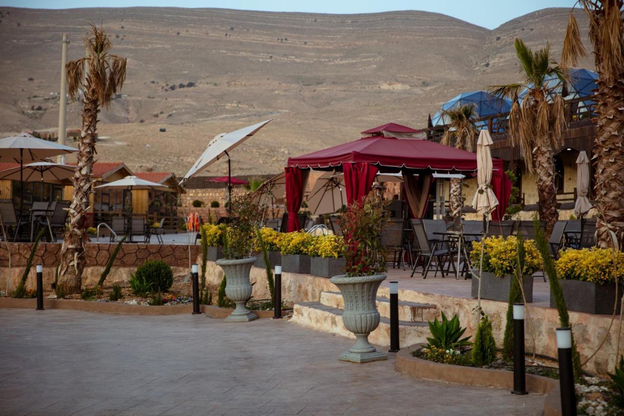 Petra Seasons Luxury Resort Al Hayy ภายนอก รูปภาพ