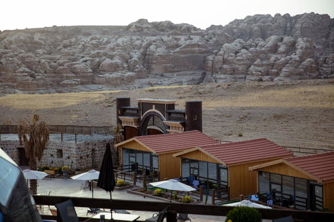 Petra Seasons Luxury Resort Al Hayy ภายนอก รูปภาพ
