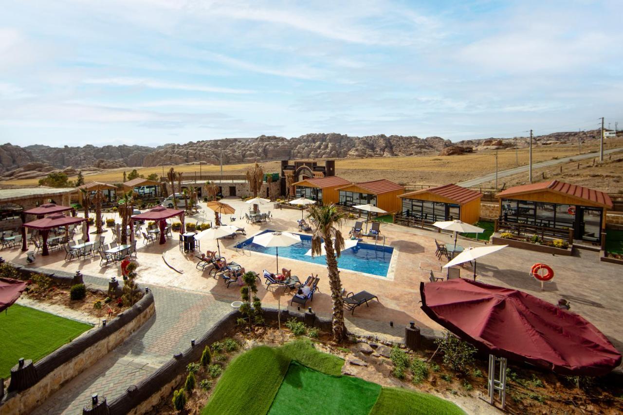Petra Seasons Luxury Resort Al Hayy ภายนอก รูปภาพ