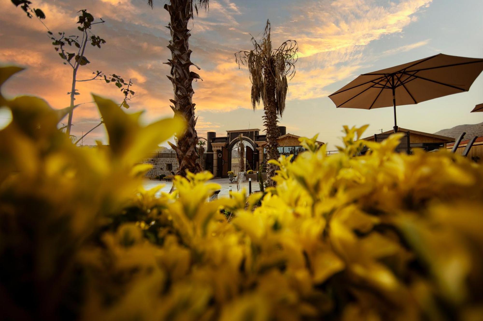 Petra Seasons Luxury Resort Al Hayy ภายนอก รูปภาพ