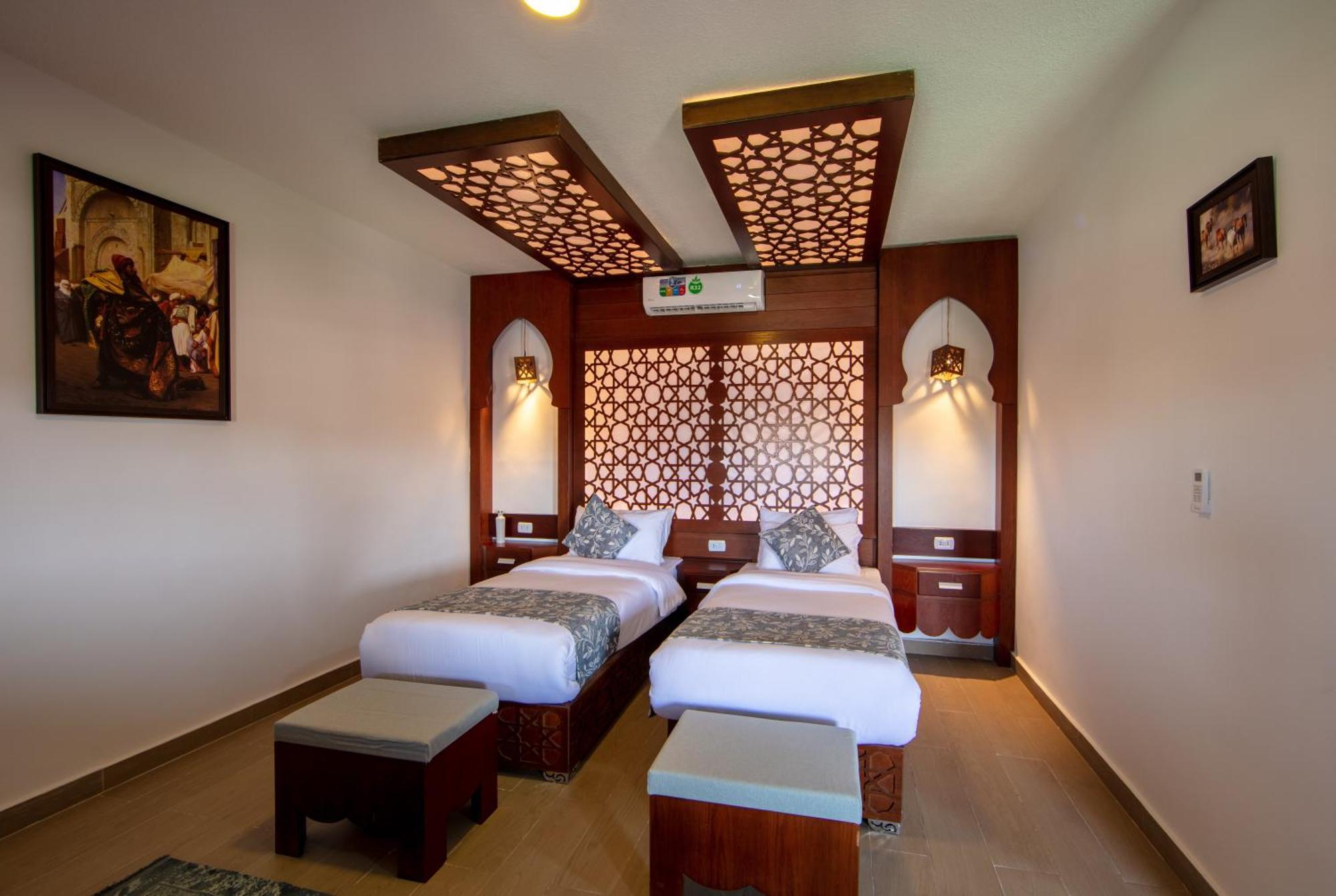 Petra Seasons Luxury Resort Al Hayy ภายนอก รูปภาพ