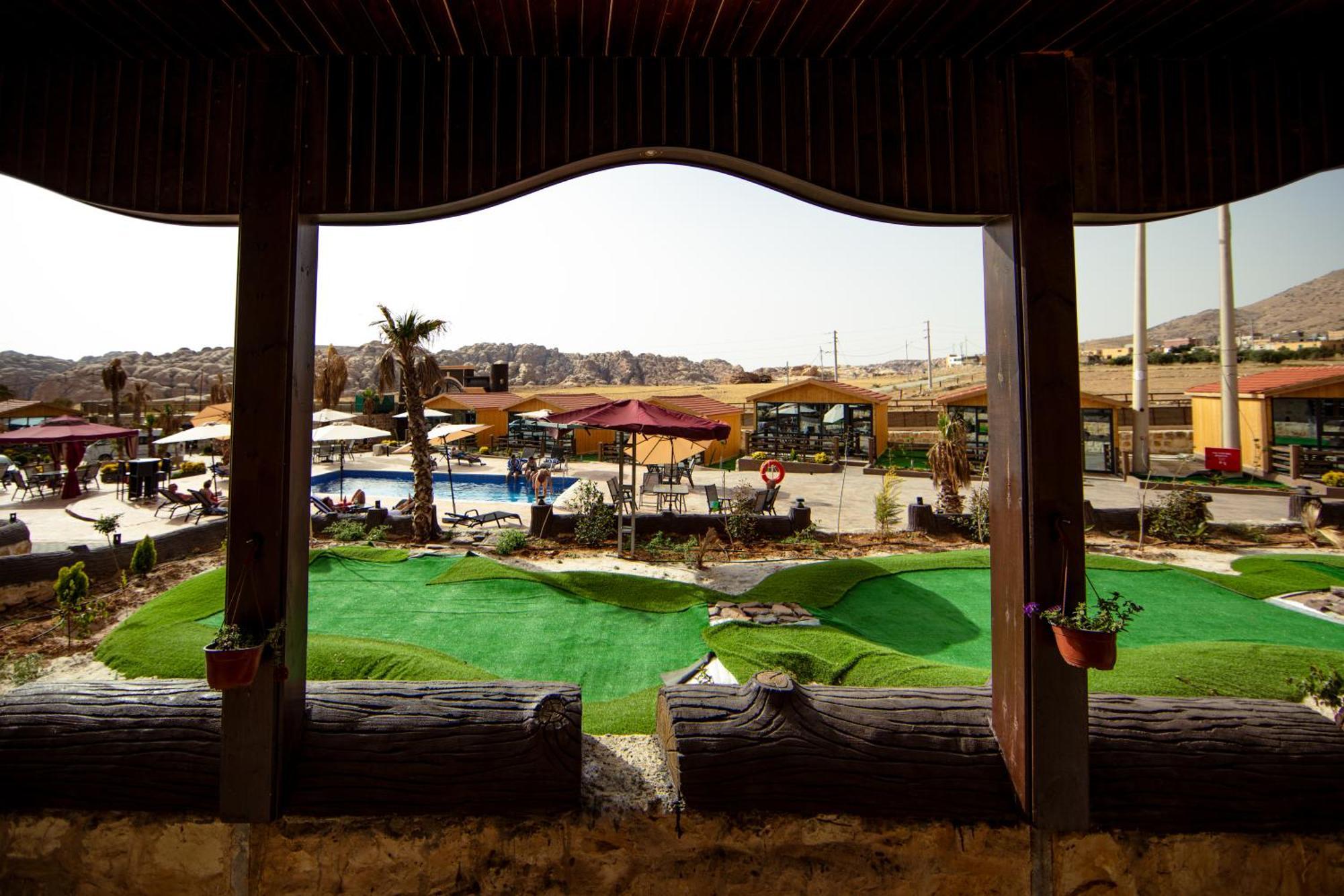 Petra Seasons Luxury Resort Al Hayy ภายนอก รูปภาพ