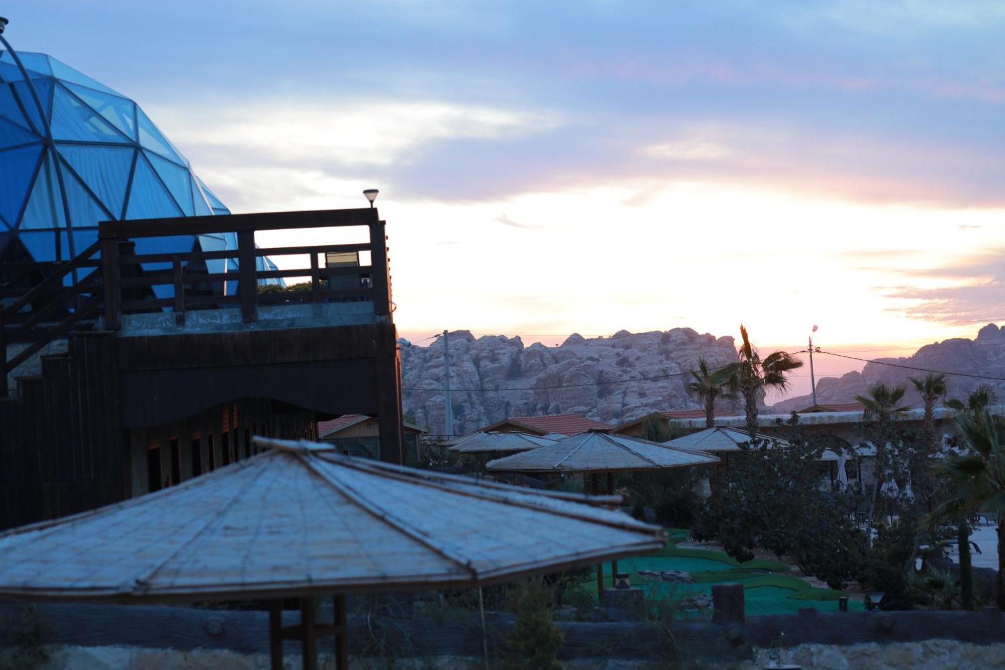 Petra Seasons Luxury Resort Al Hayy ภายนอก รูปภาพ
