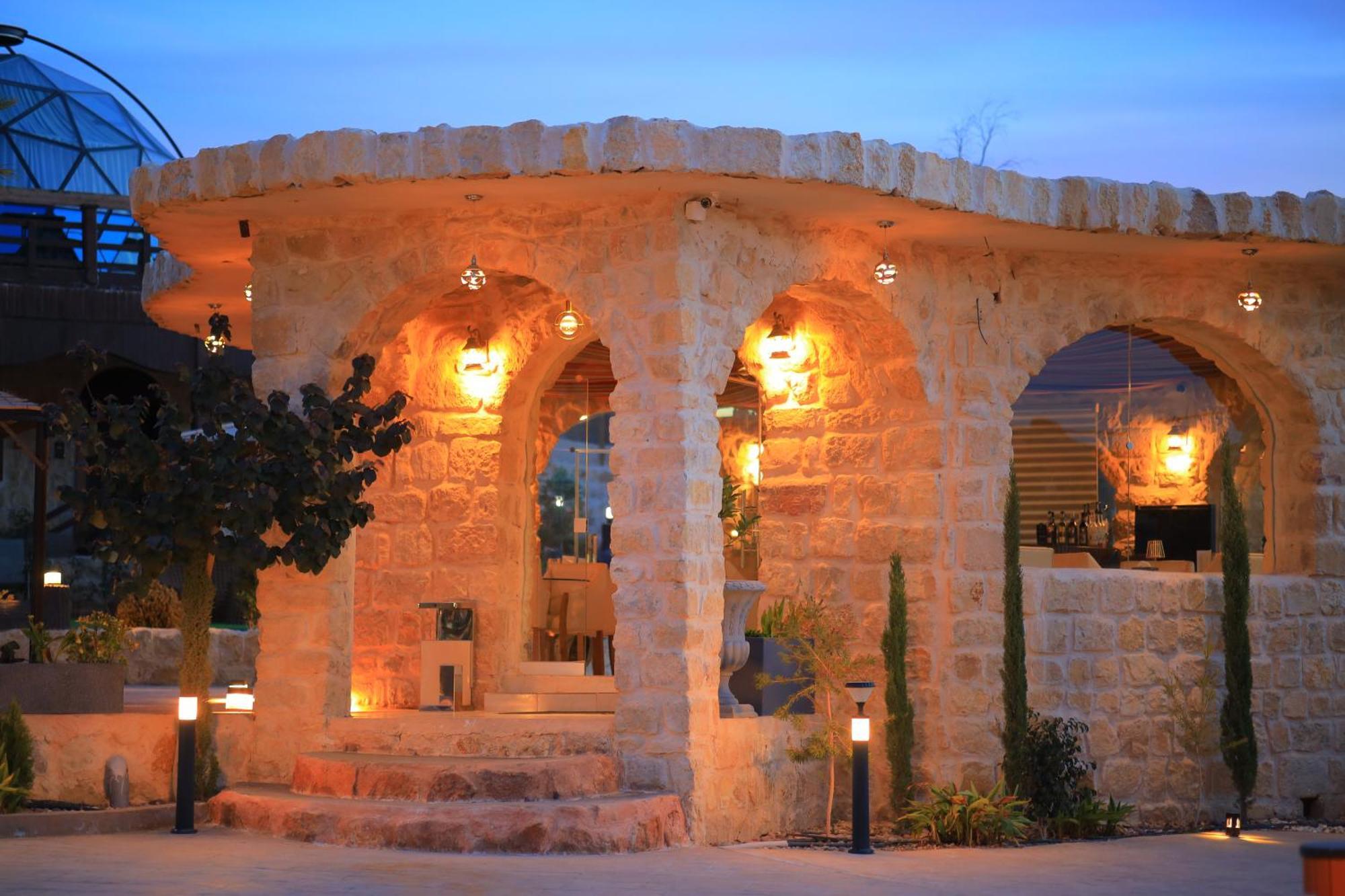 Petra Seasons Luxury Resort Al Hayy ภายนอก รูปภาพ